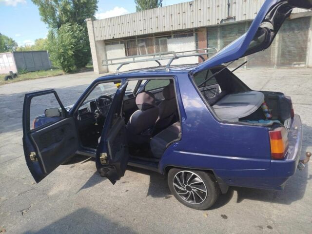 Синий ЗАЗ 1103 Славута, объемом двигателя 1.2 л и пробегом 60 тыс. км за 1577 $, фото 7 на Automoto.ua