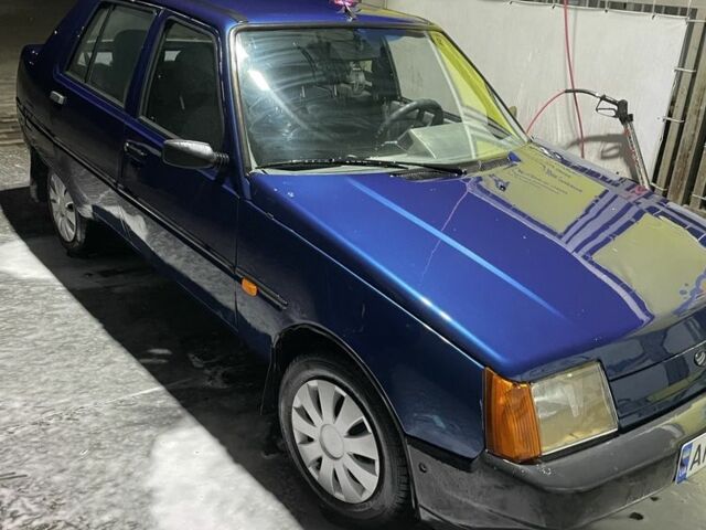 Синий ЗАЗ 1103 Славута, объемом двигателя 1.2 л и пробегом 150 тыс. км за 640 $, фото 1 на Automoto.ua