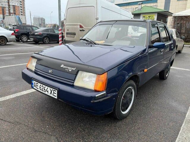 Синий ЗАЗ 1103 Славута, объемом двигателя 1.2 л и пробегом 107 тыс. км за 1100 $, фото 4 на Automoto.ua