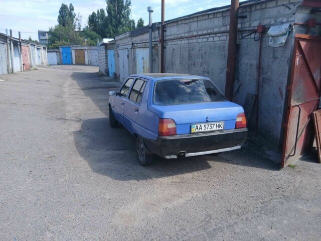 Синий ЗАЗ 1103 Славута, объемом двигателя 1.2 л и пробегом 180 тыс. км за 595 $, фото 1 на Automoto.ua