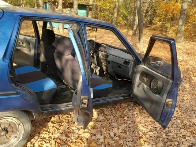 Синий ЗАЗ 1103 Славута, объемом двигателя 1.3 л и пробегом 170 тыс. км за 1200 $, фото 6 на Automoto.ua