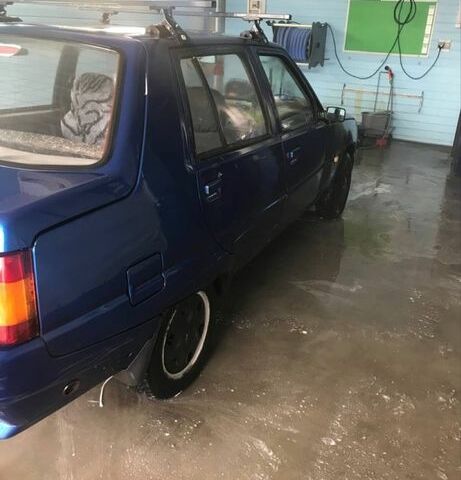 Синий ЗАЗ 1103 Славута, объемом двигателя 1.5 л и пробегом 260 тыс. км за 650 $, фото 2 на Automoto.ua