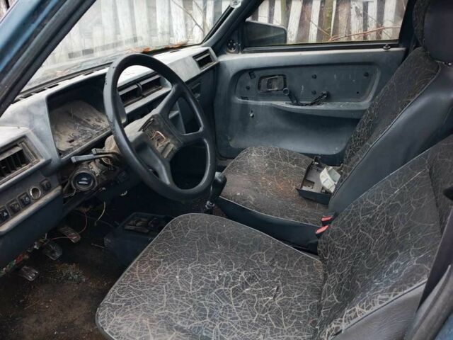 Синий ЗАЗ 1103 Славута, объемом двигателя 0 л и пробегом 190 тыс. км за 296 $, фото 4 на Automoto.ua