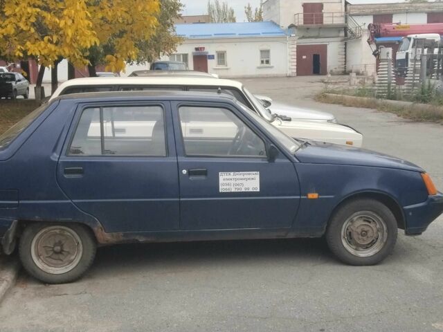 Синій ЗАЗ 1103 Славута, об'ємом двигуна 1.2 л та пробігом 139 тис. км за 1106 $, фото 3 на Automoto.ua