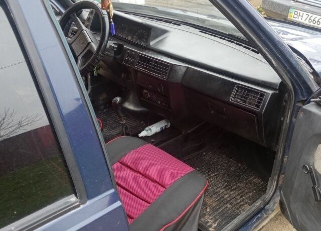 Синій ЗАЗ 1103 Славута, об'ємом двигуна 0 л та пробігом 155 тис. км за 992 $, фото 2 на Automoto.ua