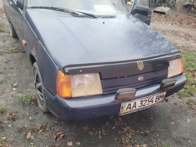 Синий ЗАЗ 1103 Славута, объемом двигателя 0 л и пробегом 140 тыс. км за 699 $, фото 3 на Automoto.ua