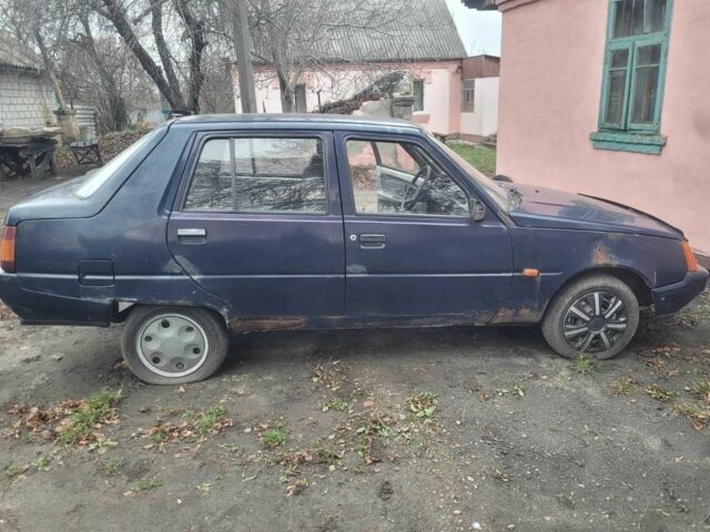 Синий ЗАЗ 1103 Славута, объемом двигателя 0 л и пробегом 140 тыс. км за 699 $, фото 1 на Automoto.ua