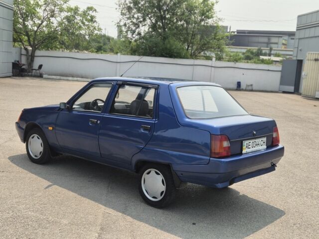 Синий ЗАЗ 1103 Славута, объемом двигателя 1.2 л и пробегом 97 тыс. км за 1100 $, фото 3 на Automoto.ua