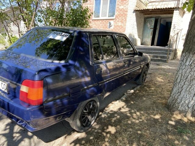 Синий ЗАЗ 1103 Славута, объемом двигателя 1.1 л и пробегом 99 тыс. км за 1150 $, фото 2 на Automoto.ua