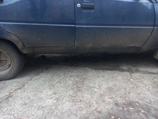 Синий ЗАЗ 1103 Славута, объемом двигателя 1.1 л и пробегом 170 тыс. км за 550 $, фото 7 на Automoto.ua