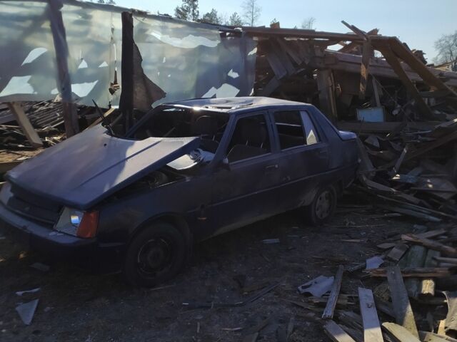 Синий ЗАЗ 1103 Славута, объемом двигателя 0 л и пробегом 140 тыс. км за 360 $, фото 2 на Automoto.ua