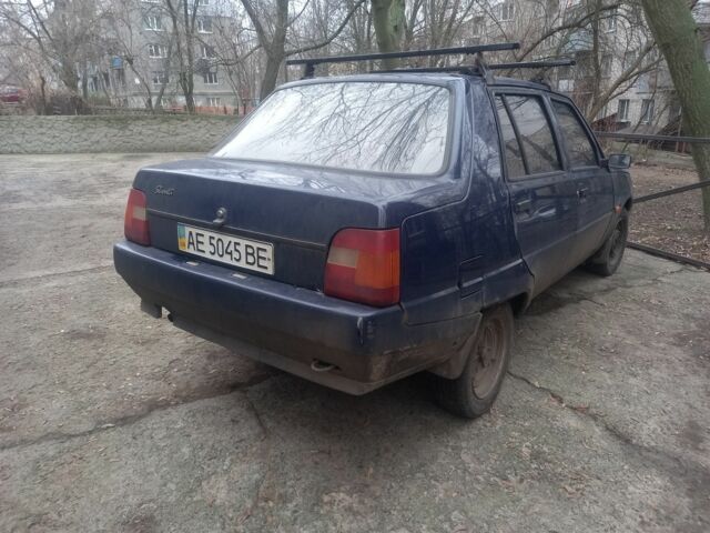 Синий ЗАЗ 1103 Славута, объемом двигателя 1.1 л и пробегом 170 тыс. км за 550 $, фото 1 на Automoto.ua