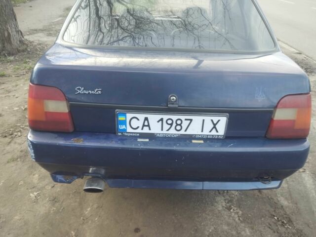 Синій ЗАЗ 1103 Славута, об'ємом двигуна 1.2 л та пробігом 300 тис. км за 900 $, фото 1 на Automoto.ua