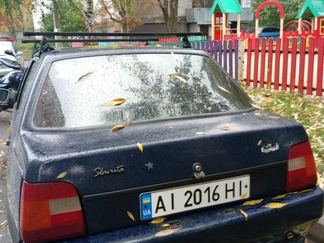 Синий ЗАЗ 1103 Славута, объемом двигателя 1.2 л и пробегом 120 тыс. км за 1100 $, фото 2 на Automoto.ua