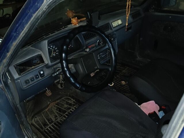 Синий ЗАЗ 1103 Славута, объемом двигателя 1.2 л и пробегом 250 тыс. км за 832 $, фото 3 на Automoto.ua