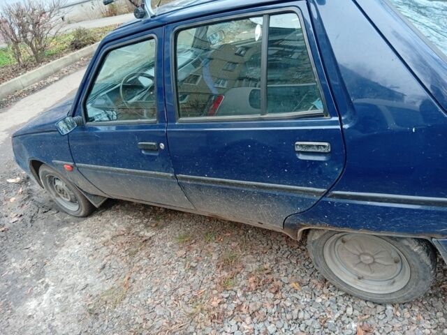 Синий ЗАЗ 1103 Славута, объемом двигателя 1.2 л и пробегом 107 тыс. км за 758 $, фото 2 на Automoto.ua