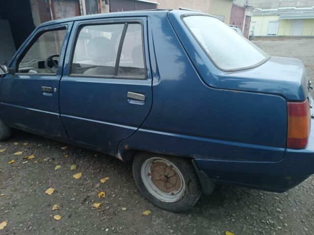 Синій ЗАЗ 1103 Славута, об'ємом двигуна 1.3 л та пробігом 200 тис. км за 500 $, фото 9 на Automoto.ua