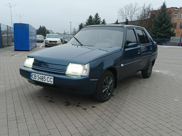 Синий ЗАЗ 1103 Славута, объемом двигателя 1.3 л и пробегом 45 тыс. км за 1800 $, фото 5 на Automoto.ua