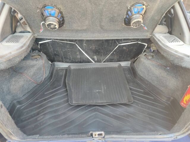 Синий ЗАЗ 1103 Славута, объемом двигателя 1 л и пробегом 250 тыс. км за 950 $, фото 5 на Automoto.ua