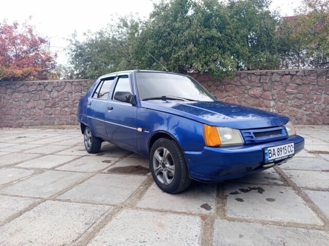 ЗАЗ 1103 Славута 2003 в Кропивницком (Кировограде) на Automoto.ua Синий ЗАЗ 1103 Славута, объемом двигателя 1.2 л и пробегом 123 тыс. км за 1100 $, фото 5 на Automoto.ua