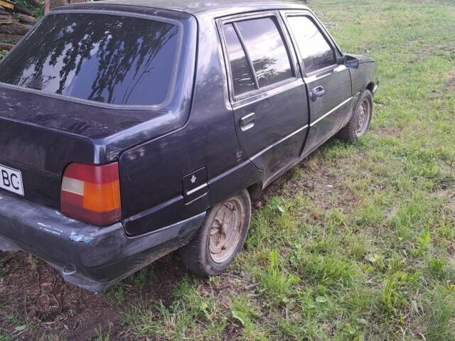 Синий ЗАЗ 1103 Славута, объемом двигателя 1.2 л и пробегом 50 тыс. км за 600 $, фото 2 на Automoto.ua