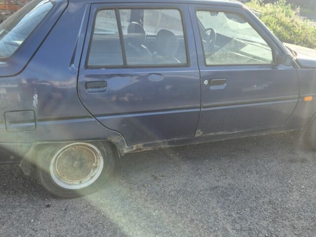 Синий ЗАЗ 1103 Славута, объемом двигателя 1.2 л и пробегом 111 тыс. км за 452 $, фото 6 на Automoto.ua