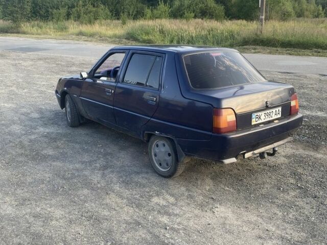 Синий ЗАЗ 1103 Славута, объемом двигателя 1.2 л и пробегом 123 тыс. км за 316 $, фото 3 на Automoto.ua