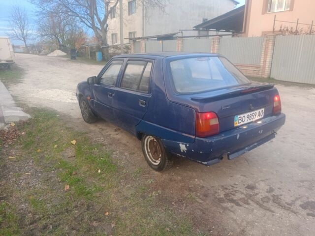 Синий ЗАЗ 1103 Славута, объемом двигателя 0 л и пробегом 112 тыс. км за 500 $, фото 5 на Automoto.ua