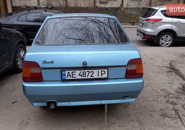 Синий ЗАЗ 1103 Славута, объемом двигателя 1.2 л и пробегом 137 тыс. км за 1100 $, фото 1 на Automoto.ua