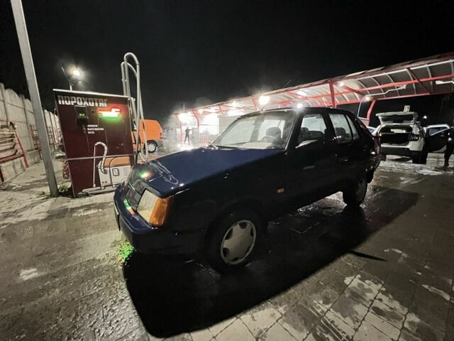 Синий ЗАЗ 1103 Славута, объемом двигателя 1.2 л и пробегом 220 тыс. км за 505 $, фото 1 на Automoto.ua