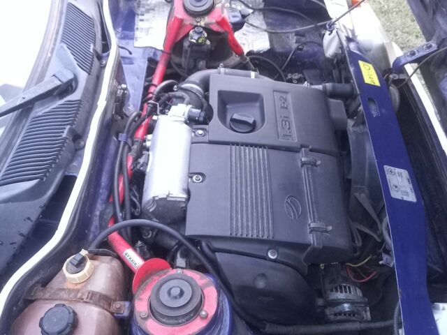 Синий ЗАЗ 1103 Славута, объемом двигателя 1.3 л и пробегом 184 тыс. км за 1000 $, фото 7 на Automoto.ua