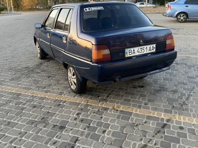 Синий ЗАЗ 1103 Славута, объемом двигателя 1.2 л и пробегом 1 тыс. км за 809 $, фото 2 на Automoto.ua