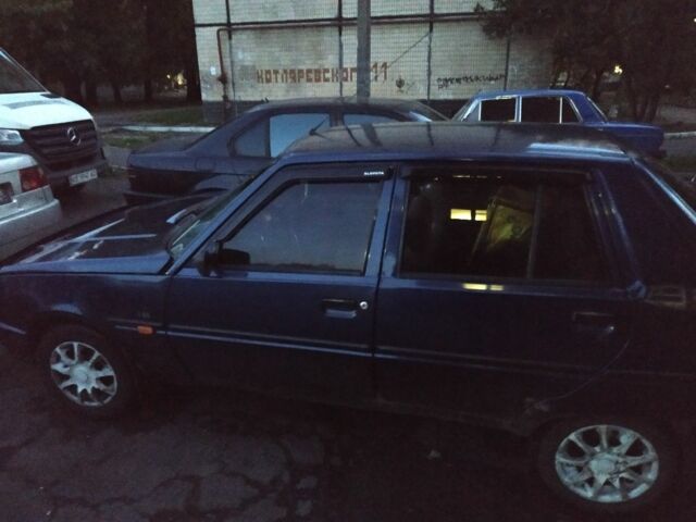 Синий ЗАЗ 1103 Славута, объемом двигателя 0 л и пробегом 2 тыс. км за 827 $, фото 2 на Automoto.ua