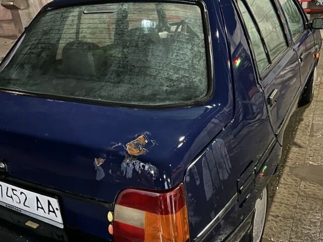 Синий ЗАЗ 1103 Славута, объемом двигателя 1.2 л и пробегом 220 тыс. км за 505 $, фото 4 на Automoto.ua