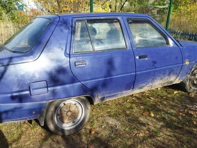 Синий ЗАЗ 1103 Славута, объемом двигателя 0 л и пробегом 193 тыс. км за 481 $, фото 2 на Automoto.ua