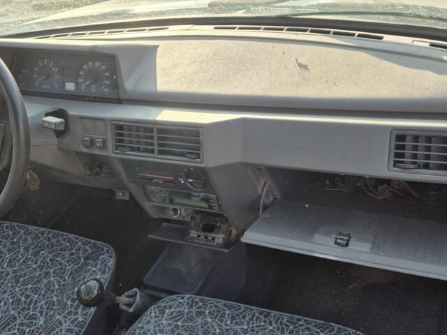 Синий ЗАЗ 1103 Славута, объемом двигателя 1.2 л и пробегом 111 тыс. км за 452 $, фото 4 на Automoto.ua