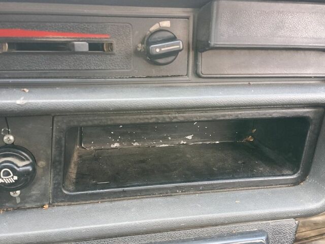 Синій ЗАЗ 1103 Славута, об'ємом двигуна 0 л та пробігом 111 тис. км за 600 $, фото 5 на Automoto.ua