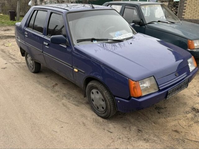 Синий ЗАЗ 1103 Славута, объемом двигателя 1.2 л и пробегом 24 тыс. км за 850 $, фото 2 на Automoto.ua