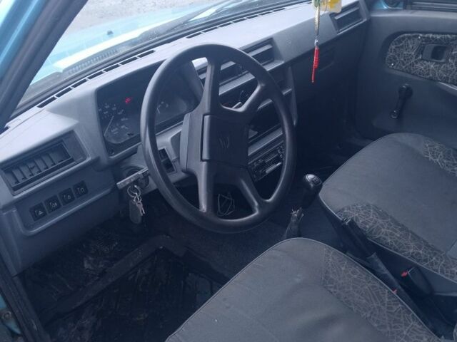 Синий ЗАЗ 1103 Славута, объемом двигателя 1.2 л и пробегом 100 тыс. км за 850 $, фото 4 на Automoto.ua