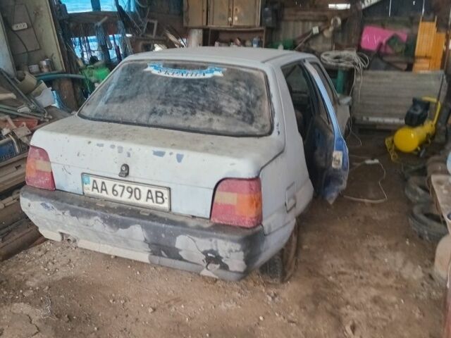 Синій ЗАЗ 1103 Славута, об'ємом двигуна 0 л та пробігом 1000 тис. км за 200 $, фото 5 на Automoto.ua