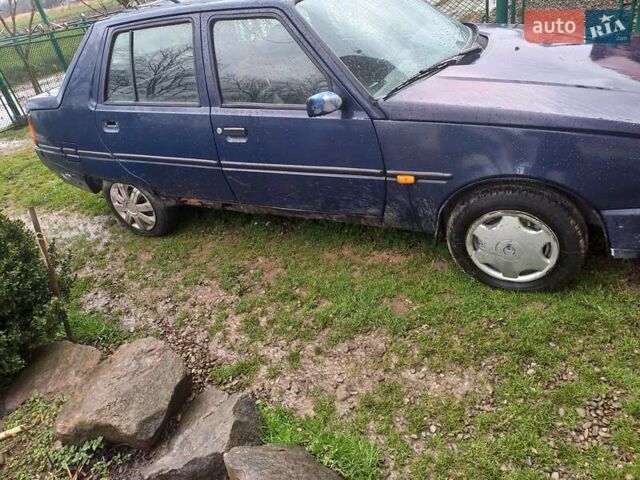 Синий ЗАЗ 1103 Славута, объемом двигателя 1.2 л и пробегом 365 тыс. км за 700 $, фото 3 на Automoto.ua