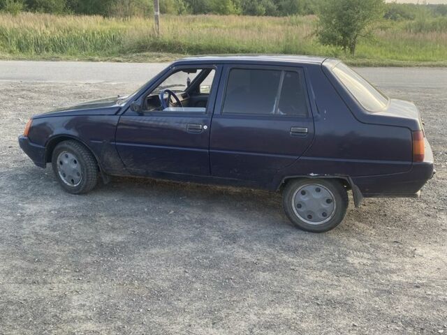 Синий ЗАЗ 1103 Славута, объемом двигателя 1.2 л и пробегом 123 тыс. км за 316 $, фото 4 на Automoto.ua