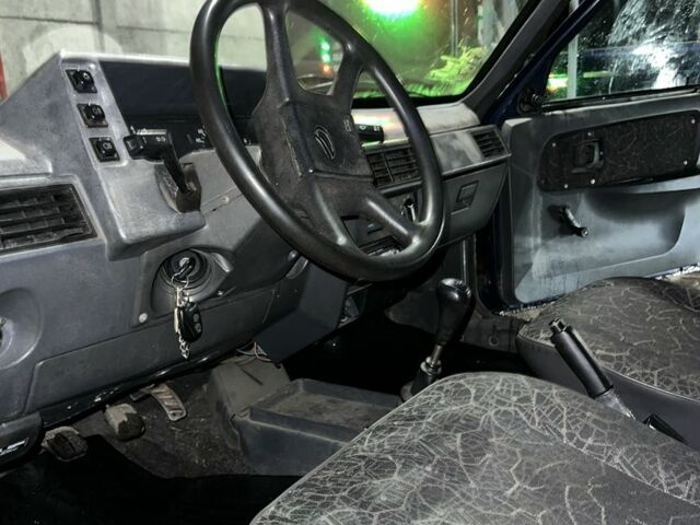 Синий ЗАЗ 1103 Славута, объемом двигателя 1.2 л и пробегом 220 тыс. км за 505 $, фото 5 на Automoto.ua