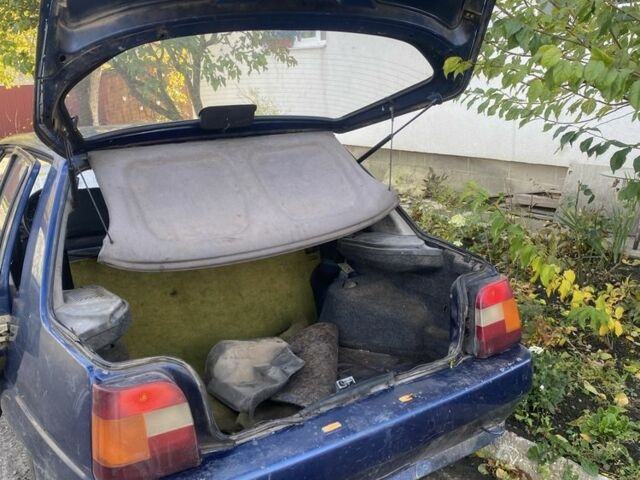 Синий ЗАЗ 1103 Славута, объемом двигателя 1.2 л и пробегом 1000 тыс. км за 680 $, фото 3 на Automoto.ua