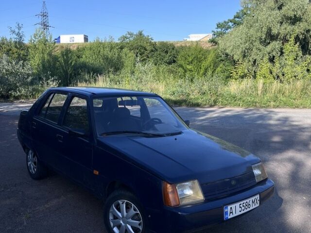 Синий ЗАЗ 1103 Славута, объемом двигателя 1.2 л и пробегом 175 тыс. км за 900 $, фото 4 на Automoto.ua