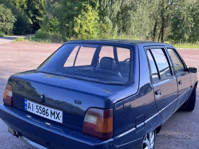 Синий ЗАЗ 1103 Славута, объемом двигателя 1.2 л и пробегом 175 тыс. км за 900 $, фото 5 на Automoto.ua