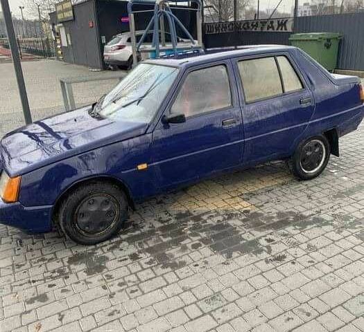 Синій ЗАЗ 1103 Славута, об'ємом двигуна 1.2 л та пробігом 115 тис. км за 700 $, фото 2 на Automoto.ua
