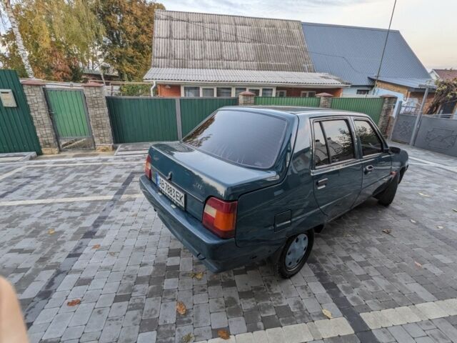 Синий ЗАЗ 1103 Славута, объемом двигателя 1.2 л и пробегом 124 тыс. км за 1300 $, фото 2 на Automoto.ua