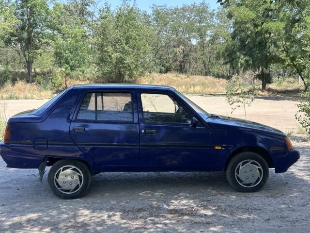 Синий ЗАЗ 1103 Славута, объемом двигателя 1.2 л и пробегом 100 тыс. км за 721 $, фото 1 на Automoto.ua