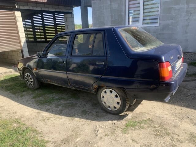 Синий ЗАЗ 1103 Славута, объемом двигателя 1.2 л и пробегом 177 тыс. км за 500 $, фото 3 на Automoto.ua